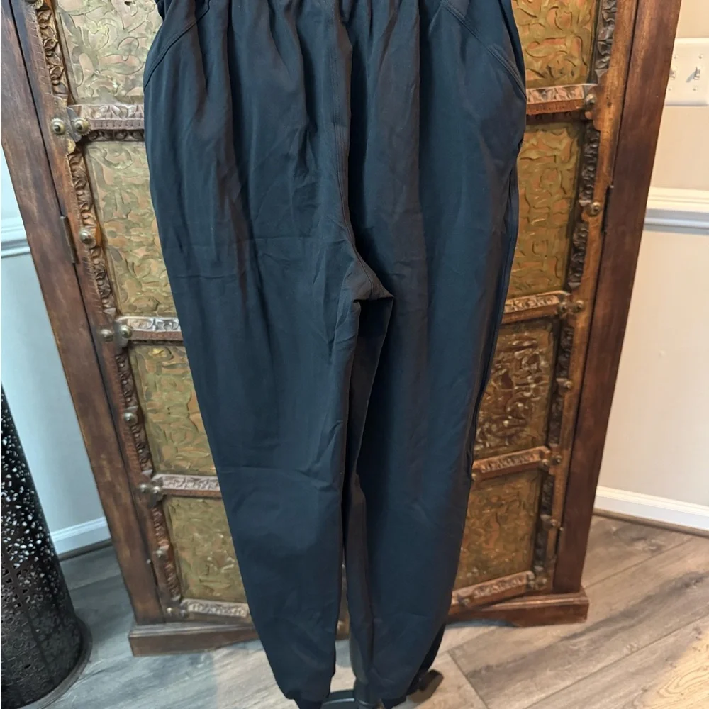 lululemon athletica lightweight black